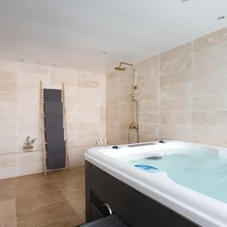Le Nalan Orrygeois - Jacuzzi - Sauna - Proche Parc Asterix Et Cdg Holiday home *